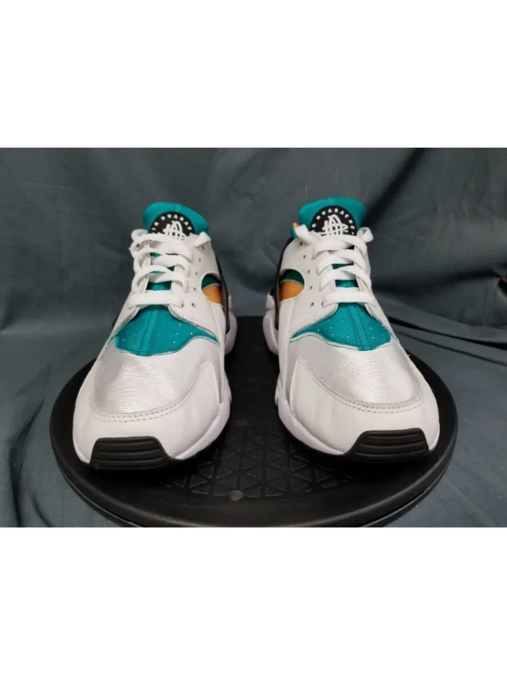Nike Air Huarache White Blue Emerald Resin DD1068 110 Men's Size 8 NEW IN BOX!
